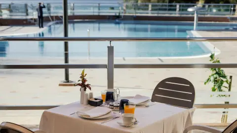 Maslinica Hotels & Resorts Terrase zum frühstücken-placeholder