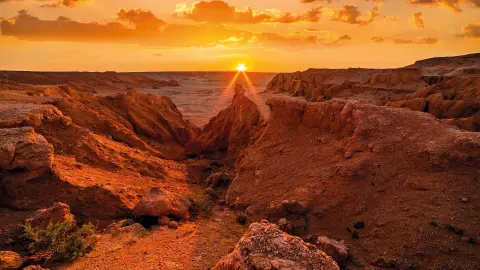 Bajandsag-Felsen bei Sonnenuntergang-placeholder