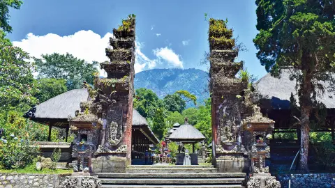 DPS111-112_bali_content_1920x1080px_batukaru-tempel-placeholder