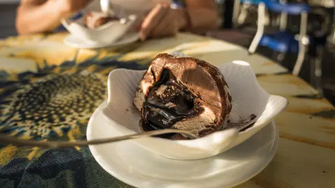Italien Bella-Calabria Tartufo-Eis-placeholder