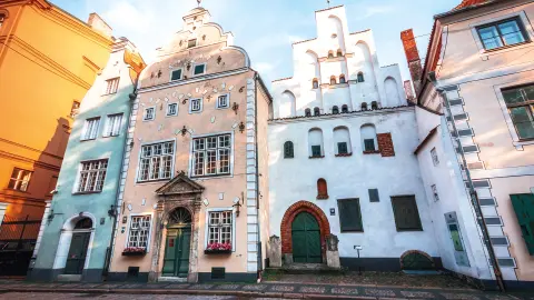 Häuserfassade in der Altstadt von Riga-placeholder