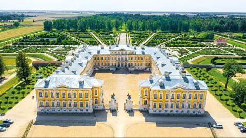 Barockschloss Rundale von oben-placeholder