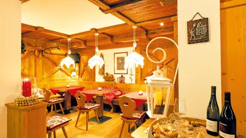 Restaurant des Hotel Sole in Bellamonte-placeholder