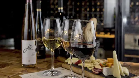 Weinprobe in Amman-placeholder