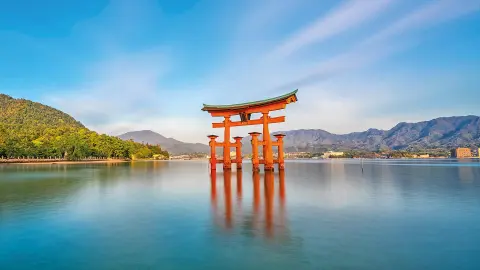 Itsukushima-Schrein-placeholder