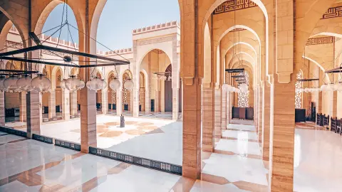 Al-Fateh-Moschee von innen-placeholder