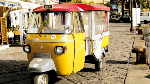 NAP112_Ischia_Ischia_Ape-placeholder