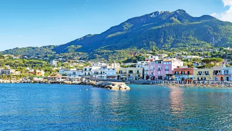 Blick mit Meer auf Lacco Ameno-placeholder