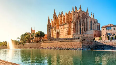 Beeindruckende Kathedrale von Palma-placeholder