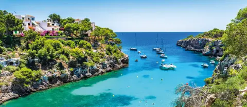 Traumhafte Bucht von Cala Pi auf Mallorca-placeholder