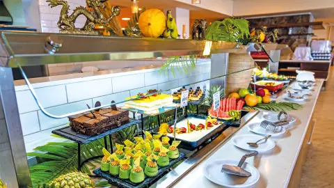 Büfett im Riviera Spa Resort-placeholder