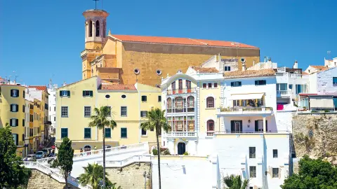 MAH111_Menorca-Perle-der-Balenaren_content_1920x1080px_mahon-placeholder