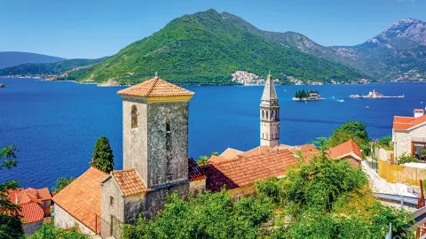 Perast mit den Inseln St. George & Maria vom Felsen-placeholder