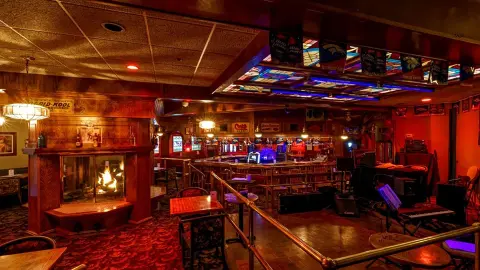 Grand Vista Hotel, Bar-placeholder