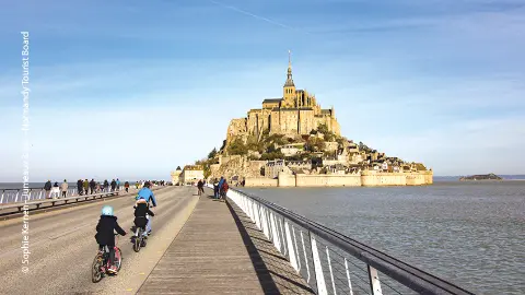 Weg zum Mont-Saint-Michel-placeholder
