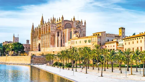 Majestätische Kathedrale „La Seu“ -placeholder