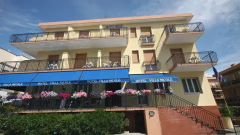 ITA612_rivera-mehr_content_1920x1080px_Hotel Villa Nicole_Pietra Ligure_Out01-placeholder
