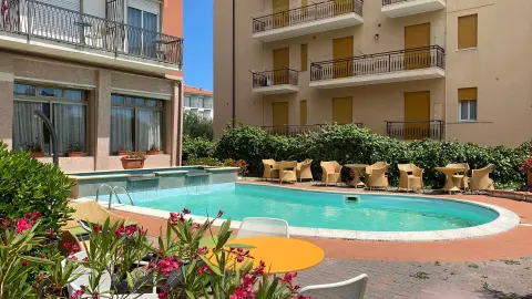 Hotel Kristall Diano Marina-placeholder