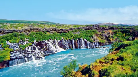 KEF111_Sagenhaftes-Island_content_1920x1080px_Wasserfall-hraunfossar-placeholder