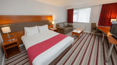 Doppelzimmer im Holiday Inn Newport-placeholder