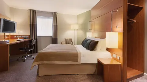 Ramada Plazaby Wyndham Wrexham Hotelzimmer-placeholder