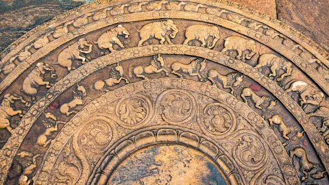 Mondstein in Polonnaruwa-placeholder