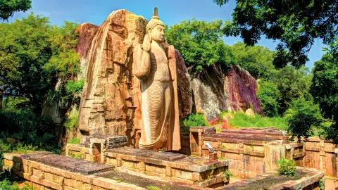 Aukana-Buddah-Statue-placeholder