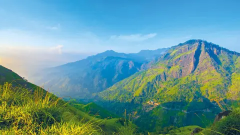 Blick auf den Little Adam's Peak in Ella-placeholder