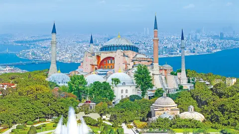 Hagia Sophia in Istanbul erleben-placeholder