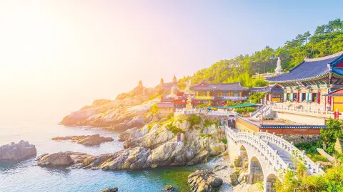 Haedong Yonggungsa Temple in Busan-placeholder