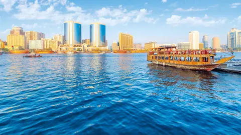 MCT114_115_7253+7254_Wunderstaedte-&-Wuestenzauber_Wassertaxi_Dubai-Creek-placeholder