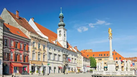 Rathausplatz von Maribor-placeholder