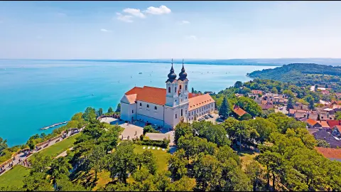 Das bezaubernde Kloster auf der Balaton-Halbinsel Tihany-placeholder