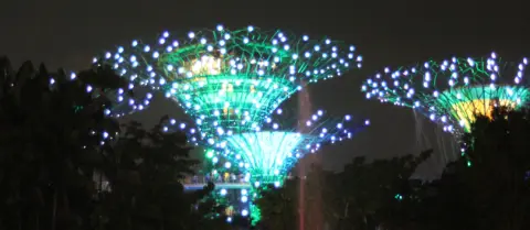 Malaysia-Singapur_Jana_1262x550px_Content_4-placeholder